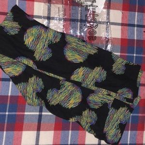 NWT Lularoe Disney OS Leggings Black Background